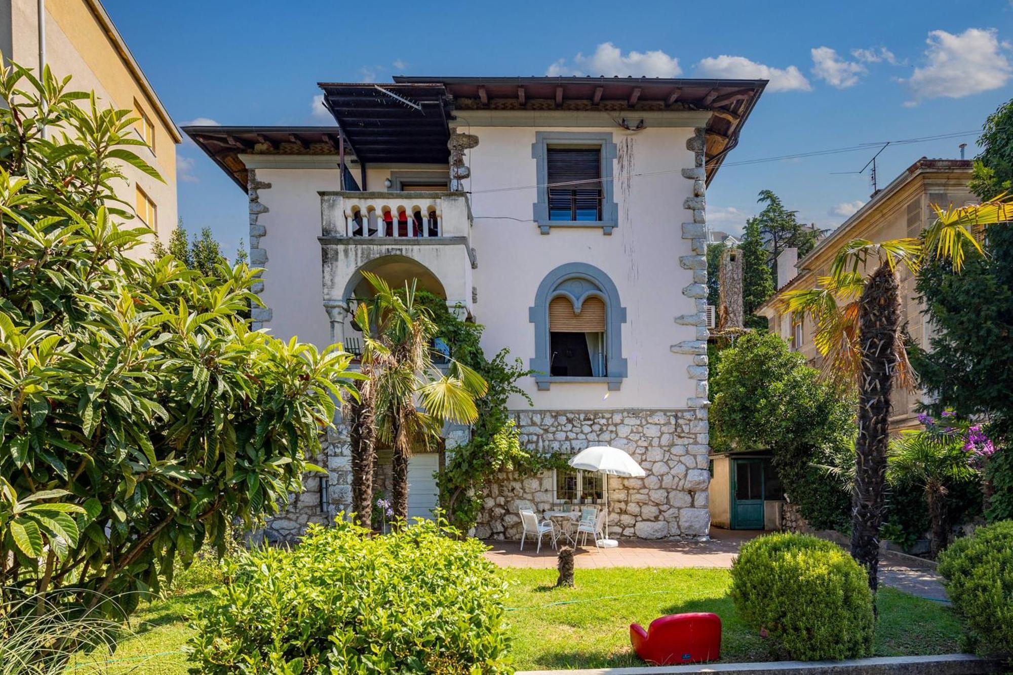 City Apartment With Garden - Happy Rentals Rijeka Eksteriør bilde