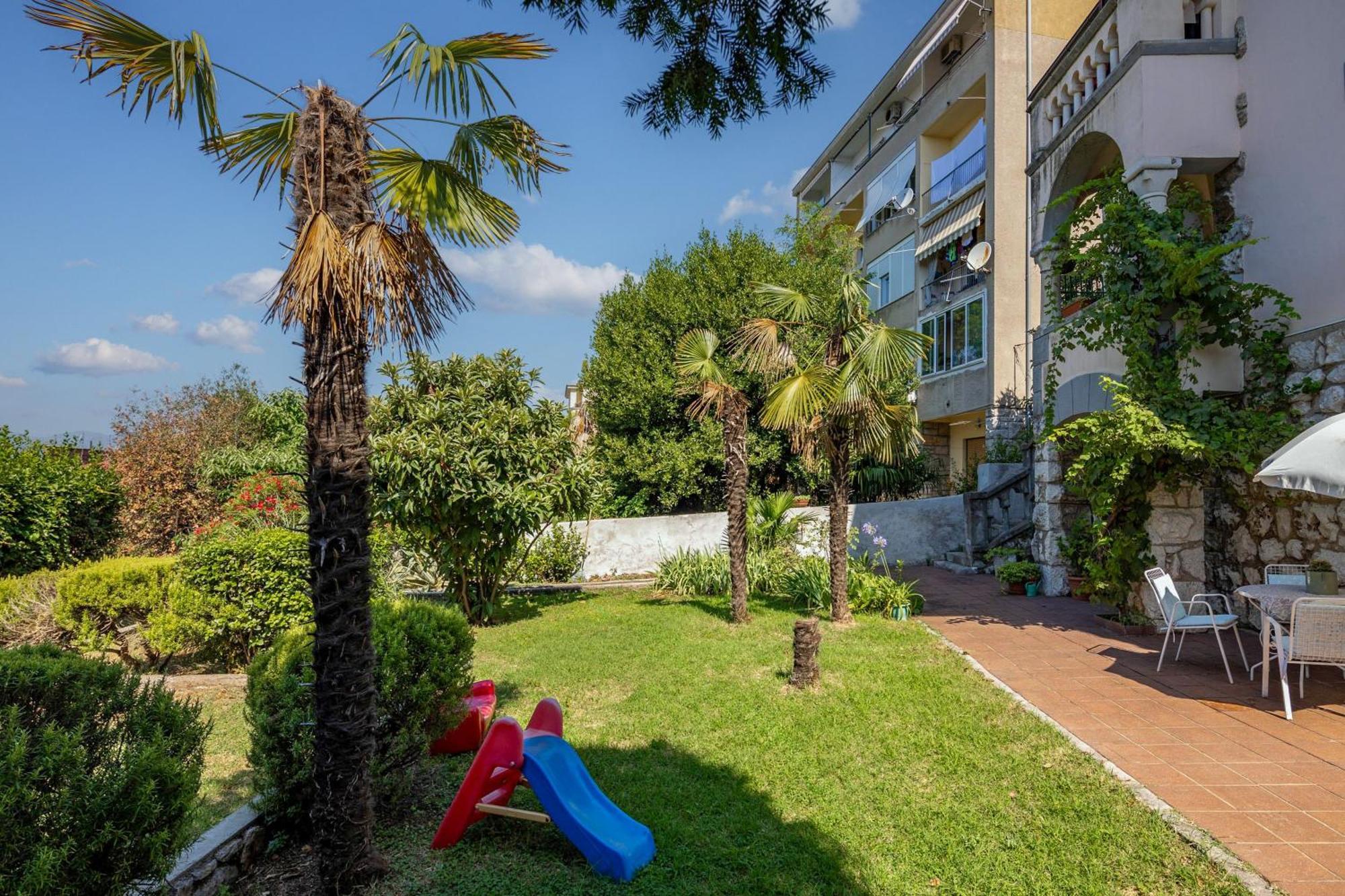 City Apartment With Garden - Happy Rentals Rijeka Eksteriør bilde